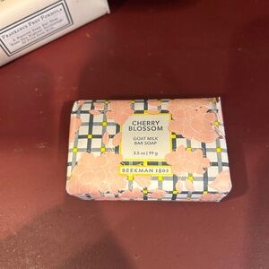 Beekman 1802 Cherry Blossom Palm Sized Soap 3.5 Oz Limited Edition